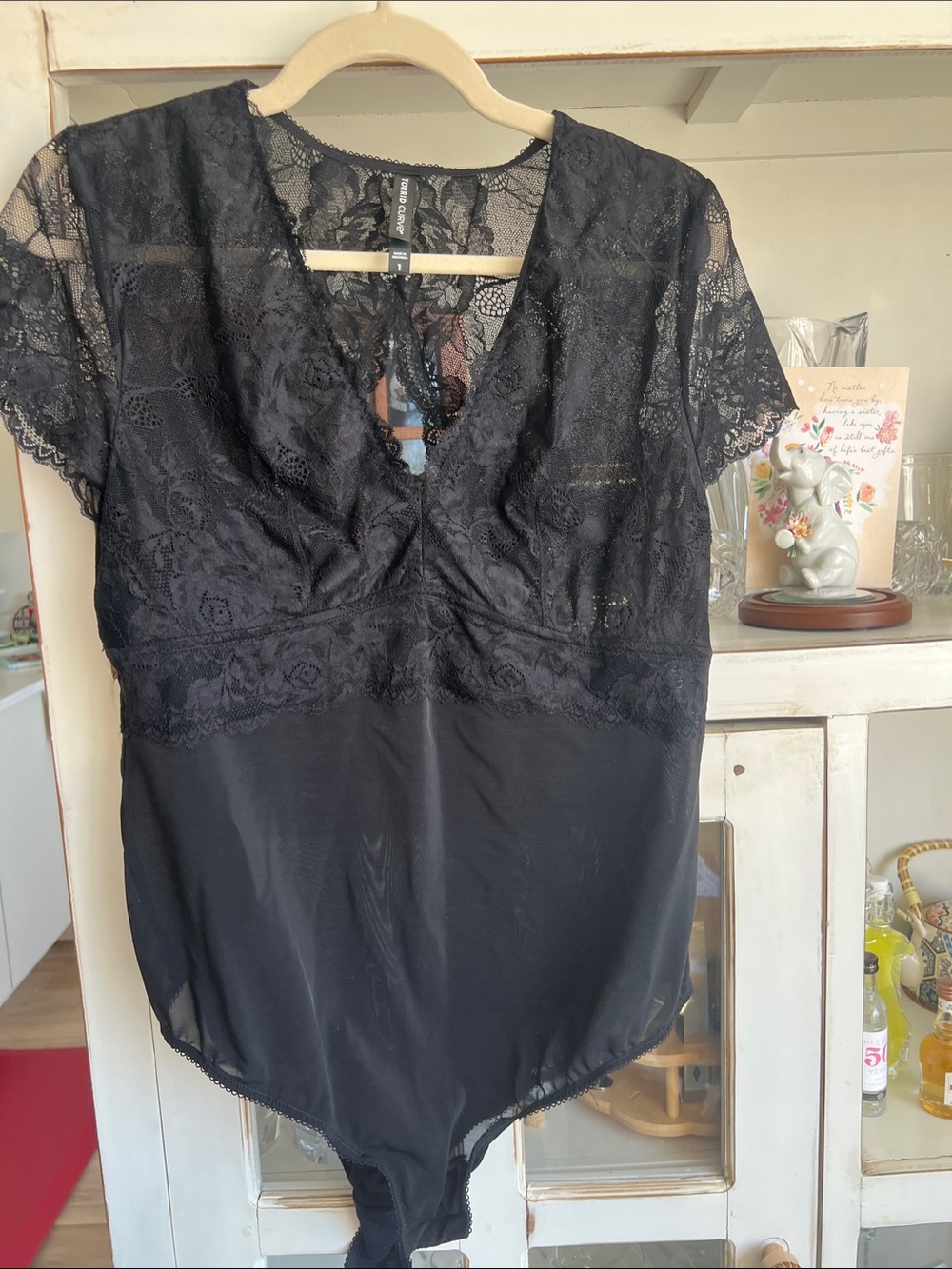 Torrid Black Lace V-Neck Bodysuit - Picture 4 of 4